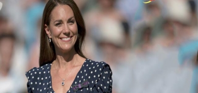 كراسەكانی بووكی شاهانە خاڵدارن