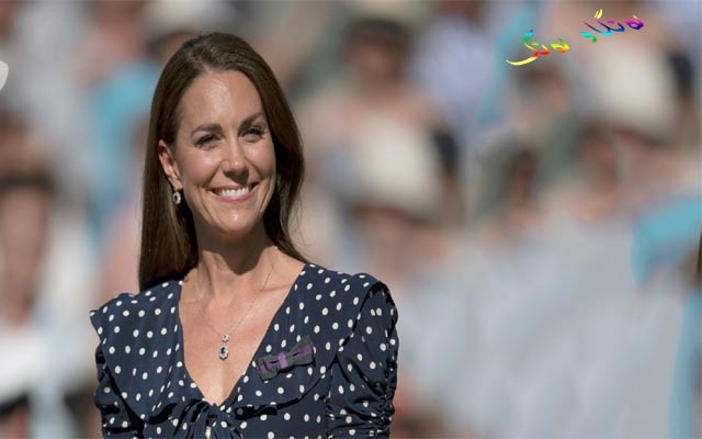 كراسەكانی بووكی شاهانە خاڵدارن