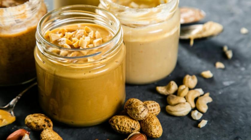 طبيبة: هذه أفضل زبدة مكسرات لصحتك