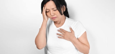 ئایا وەستانی یەكجارەكی سووڕی مانگانەی ئافرەت هۆكارە بۆ خەمۆكی؟