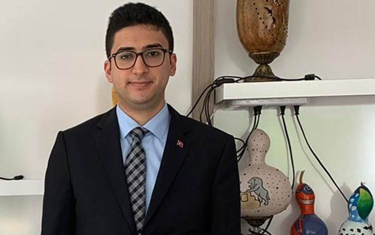 Bo cara yekê li Tirkiyê Ermeniyek bû Qaymeqam