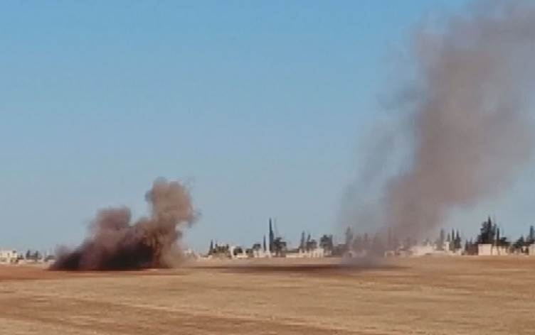 Hêzên Tirkiyê gundên Dirbêsiyê û Til Temir topbaran kirin