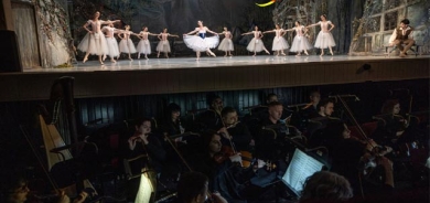 ئۆپێرا لە نێو جەنگدا بەردەوامە