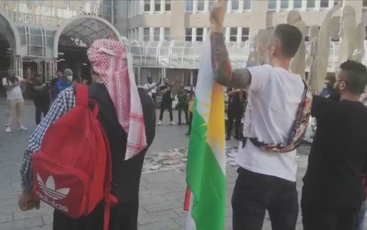 Kurdên li Almanyayê li dijî binpêkirinên Rojavayê Kurdistanê xwepêşandan kirin