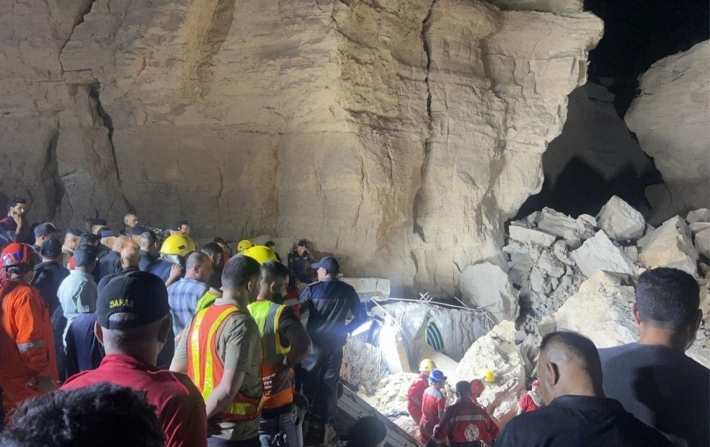 الدفاع المدني يعلن انتهاء أعمال البحث في ركام ‹القطارة› بعد العثور على الجثة الأخيرة