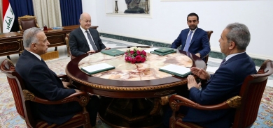العراق.. الرؤساء الأربعة يحذران من الاضطراب السياسي ويطالبان بمنع التصعيد