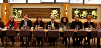 Li Stenbolê 'maseyê 7 partî' bi serokatiya HDPê dicive