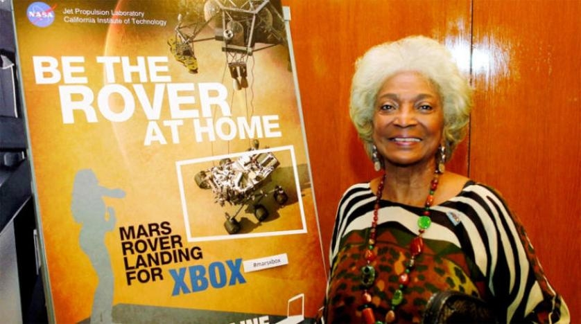 إرسال رماد نيكولز نجمة «ستار تريك» إلى الفضاء