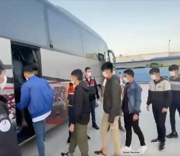 ڕادەستکردنەوەی زیاتر لە ٧٣ هەزار کۆچبەری نایاسایی لە تورکیاوە بۆ وڵاتەکانیان