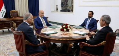 الرئاسات الأربع تعقد اجتماعا لإيجاد مخرج للأزمة السياسية