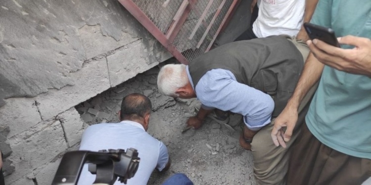 Tirkiye êrîşî ser kempa Mexmûrê kir