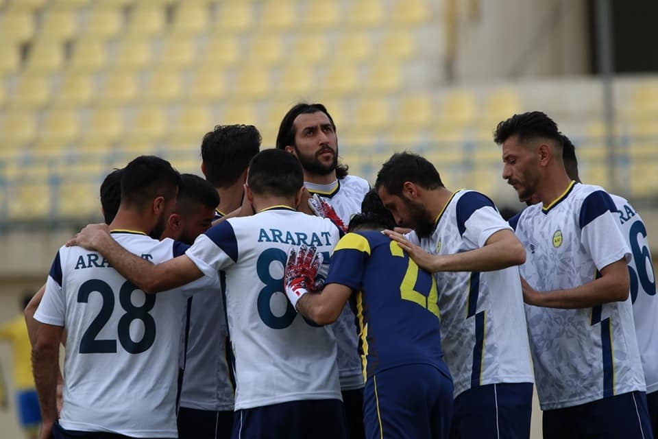 ئارارات گرنگی به‌ یاریزانی لاو ده‌دات