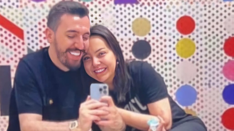 فنانة تركية شهيرة تقترن بشاب كوردي يصغرها بـ19 عاماً