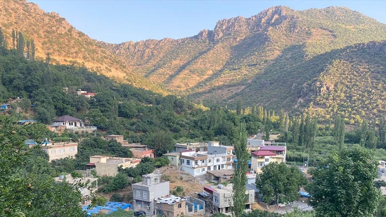 Artêşa Tirkiyê teqe li maleke gundê Hirorê kir