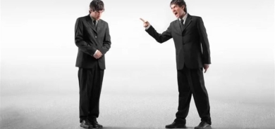 دراسة حديثة: الإهانات تحفز نشاط الدماغ أكثر من المجاملات