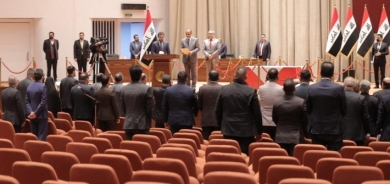 قانوني: عودة الكتلة الصدرية للبرلمان ممكنة دستورياً.. لا تتطلب أداء القسم من جديد