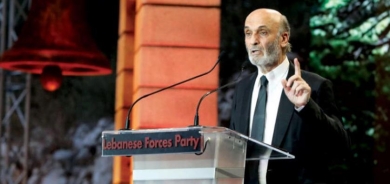 جعجع يهاجم عون ويدعو المعارضة للتوحد