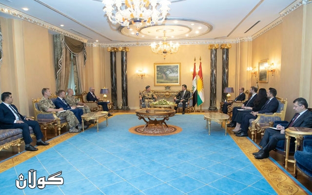 سه‌رۆك نێچيرڤان بارزانى له‌گه‌ڵ شاندێكى سه‌ربازيى به‌ريتانى كۆبووه‌وه‌‏