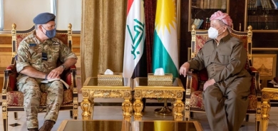 Serok Barzanî: Divê hêzên Pêşmerge di bin serkirdetiya Wezareta Pêşmerge de bin