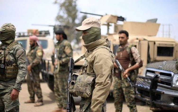 المرصد السوري: نحو 90 معتقلاً لدى الإدارة الذاتية بتهمة التجسس واتهامات بتعذيبهم