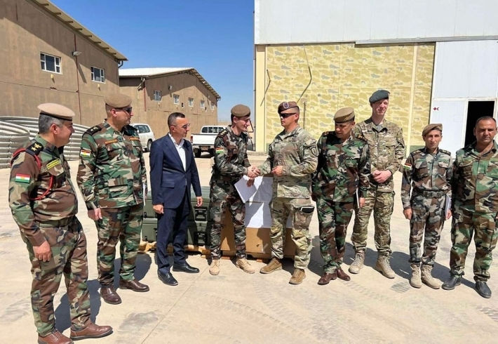 التحالف يسلم البيشمركة حزمة جديدة من المساعدات الطبية