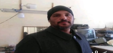 گوشتنی كەسێك لەكاتی نوێژ كردندا لە میسر