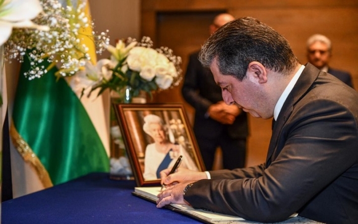 زار القنصلیة البريطانية في أربيل .. رئيس حكومة إقليم كوردستان يعزّي المملكة المتحدة