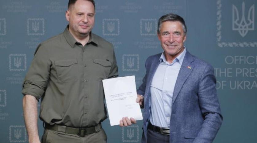 أوكرانيا تحدد ضمانات ما بعد الحرب وروسيا تحذر من 