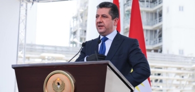 رئيس حكومة إقليم كوردستان يضع حجر الأساس لطريق رئيسي شمال العاصمة اربيل