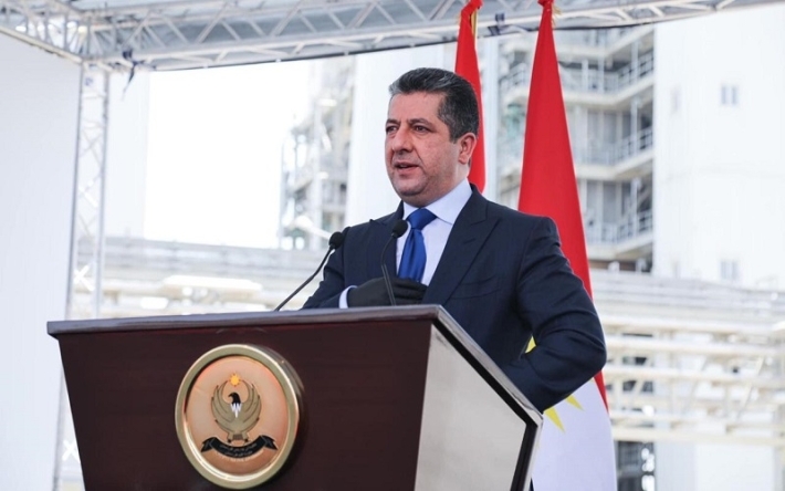 رئيس حكومة إقليم كوردستان يضع حجر الأساس لطريق رئيسي شمال العاصمة اربيل