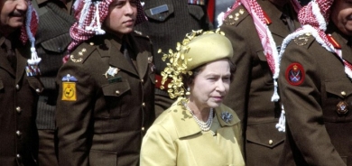 Queen’s reign saw British leave Mideast with a mixed legacy