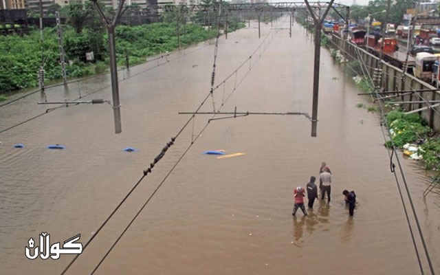 بەهۆی بارانێکی بەخوڕ لە هیندستان دوازدە کەس گیانیان لەدەستدا