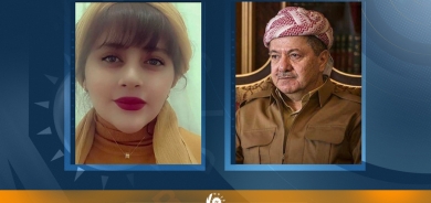 Serok Barzanî li gel bavê Jîna Emînî peyvî