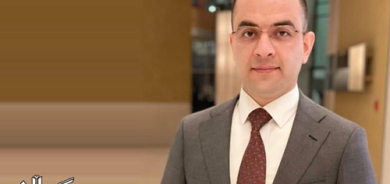 دكتۆر ڕەنج محەمەد عەبدولڕەحمان  سەرۆكی لقی هەولێری سەندیكای دەرمانسازانی كوردستان بۆ گوڵان:     شێوازی نوێی تەندەرینی دەرمان كێشەی كەمیی دەرمان ناهێڵێت و كواڵێتیشیان باشتر دەكات