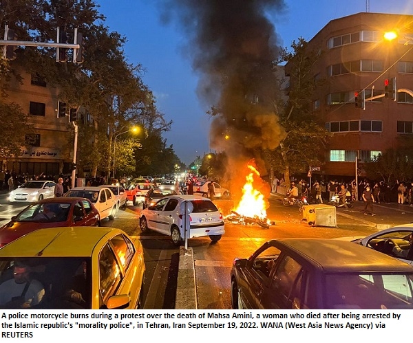 Iranian army says it will confront enemies as protests rage