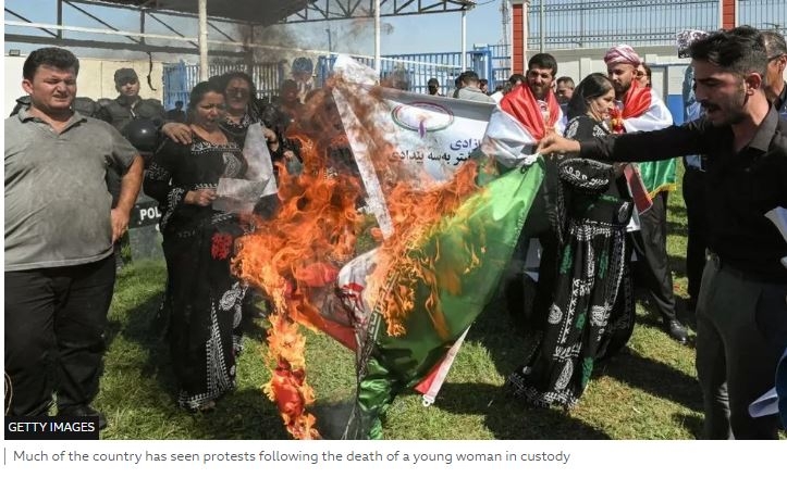 Iran protests: Raisi to 'deal decisively' with widespread unrest