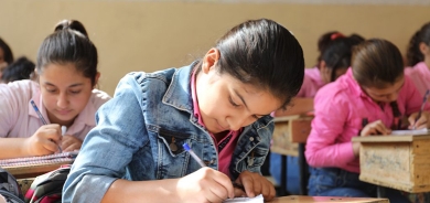 ENKS: Biryara Rêveberiya Xweser a girtina dibistanên taybet pêşeroja bi hezaran xwendekaran dixe metirsiyê