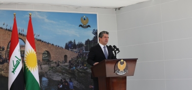 مسرور بارزاني: سنواصل تنفيذ المشاريع الخدمية والمعارك تعيق إعادة اعمار المناطق الحدودية