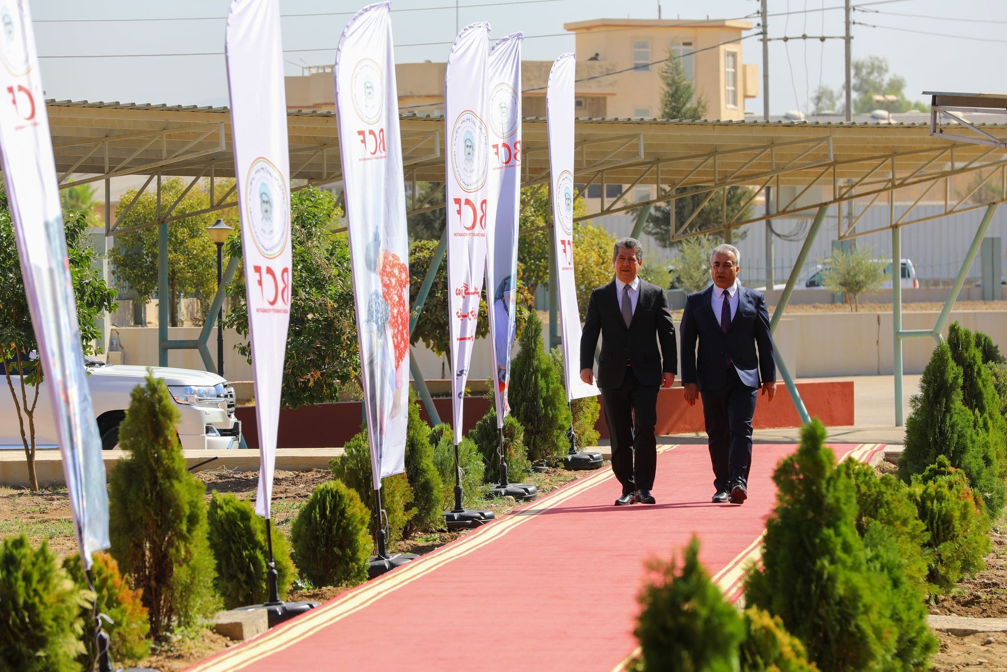 دابەشكردنی 420 یەكەی نیشتەجێبوون لە لایەن رێزدار مەسرور بارزانی سەرۆكی بۆردی دامەزرێنەرانی دەزگای خێرخوازیی بارزانی بە سەر بنەماڵەی سەربەرزی شەهیداندا