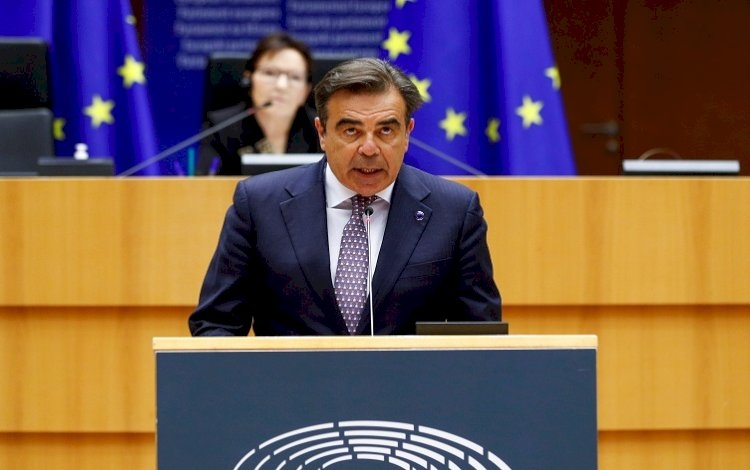 Ewrûpa gef li Tirkiyeyê dike