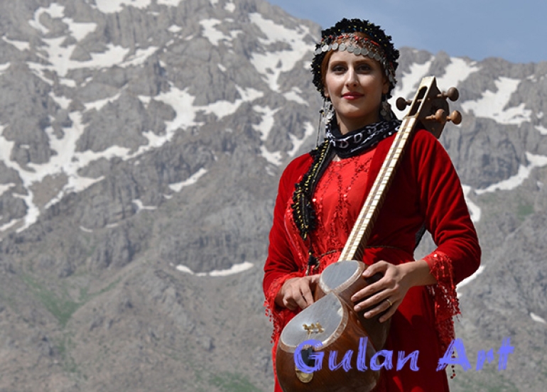 سیما تەکیەخام: بەشێکی ئەو کارانەی بە ناوی هونەری هەورامان ئەنجام دەدرێن هونەرەکە ئەشێوێنن