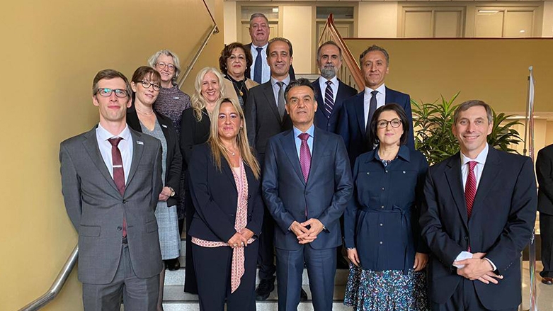 وزير التعليم يجتمع بجمعية الولاية الوسطى لتطوير مهارات كوادر التعليم الكوردستانية