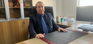 پڕۆڤیسۆر عائد عكاب مرعی  سەرۆكی بەشی ئەندازیاریی فڕۆكەوانی لە كۆلێژی ئەندازیاریی زانكۆی سەڵاحەدین بۆ گوڵان:     سەرۆكی حكومەتی كوردستان  500 ملیۆن دیناری بۆ كردنەوەی وەرشەیەكی چاككردنەوەی بەشی فڕۆكەوانیی بۆ دابین كردین