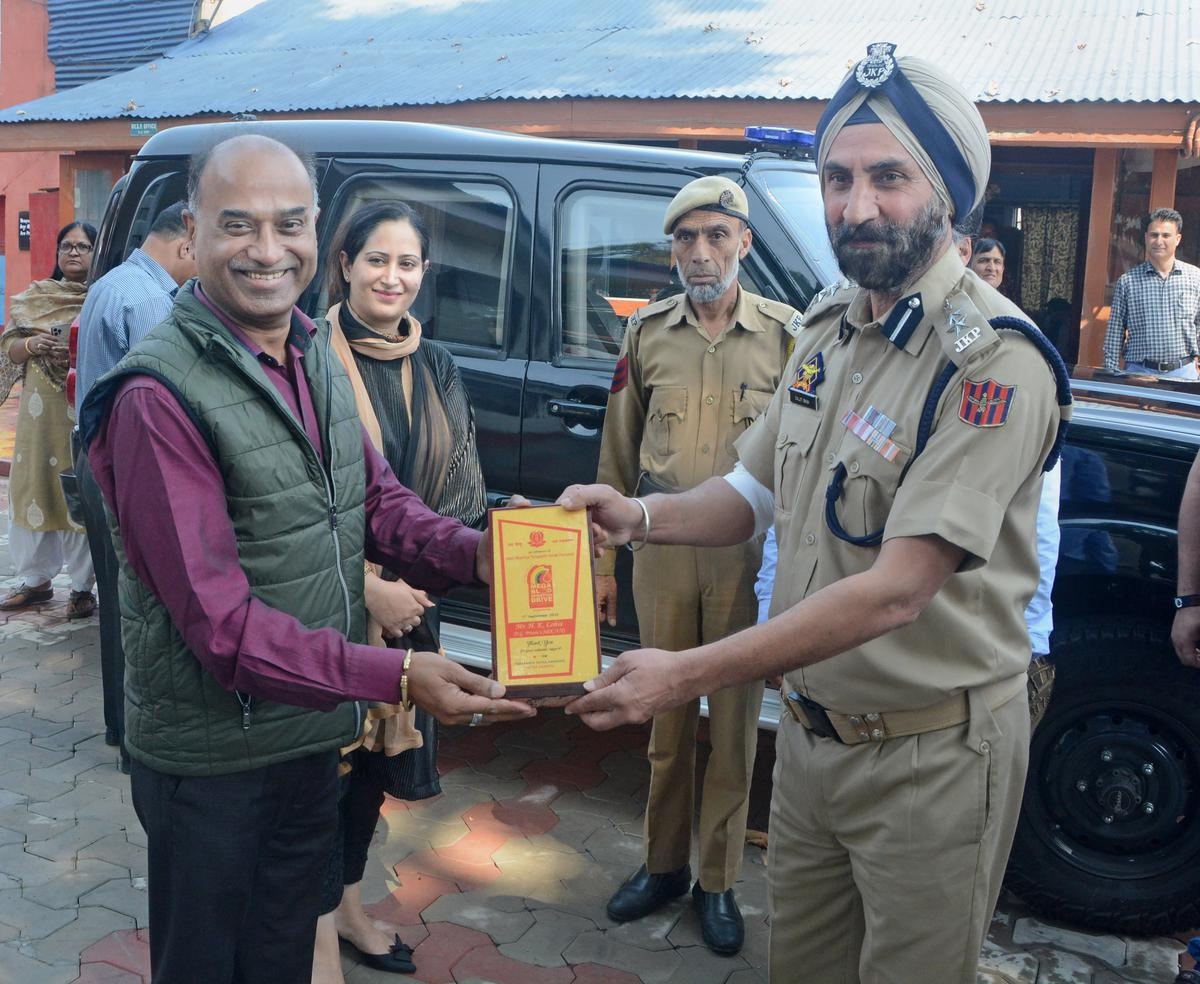 بەرپرسی گرتووخانەکانی کشمیر کوژرا