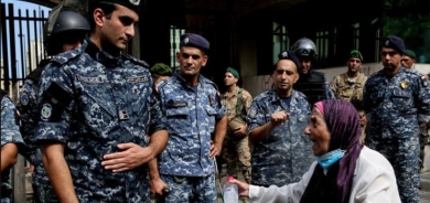 مصارف لبنان تتهم الدولة بتبديد أموال المودعين