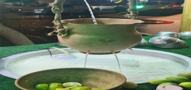 ماستاو بە لیمۆ و خوێ جمەی دێت