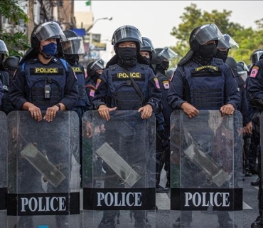 لەهێرشێکی چەکداری بۆ سەر ناوەندێکی چاودێری منداڵان 35 کەس کوژران