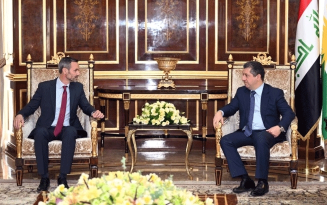 مەسرور بارزانی، سەرۆکی حکوومەتی هەرێمی کوردستان، پێشوازی لە یاکۆ بیرێندز، کونسوڵی گشتیی نوێی شانشینی هۆڵەندا لە هەرێمی کوردستان کرد.