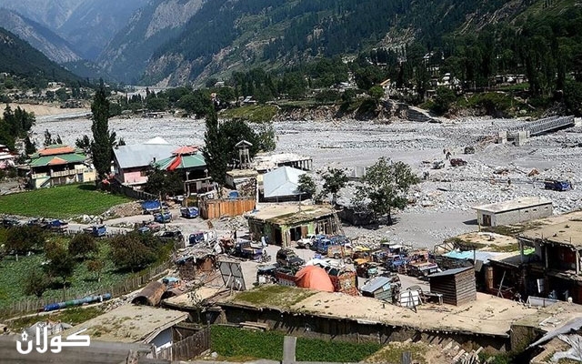 بەهۆی گڕگرتنی پاسێک یازدە كەس گیان لەدەستدا