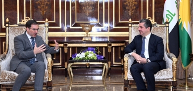 Prime Minister receives British Ambassador to Iraq